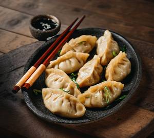 Butter Chicken Steamed Momo