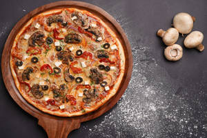 Raphael Pizza (11 Inch)