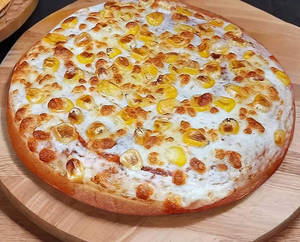 Cheesy Golden Corn Pizza
