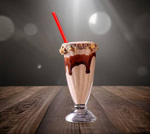Ferrero Cranberry Thick Shake