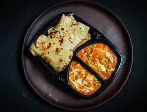 Butter Naan With Matar Paneer