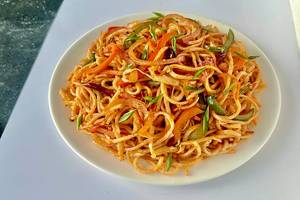 Wok Tossed Spicy Hakka Noodles