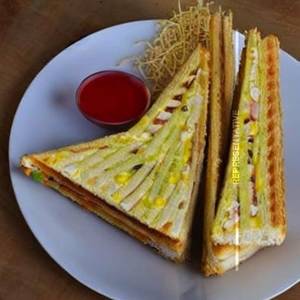 Omelette Corn Sandwich [Mayno]