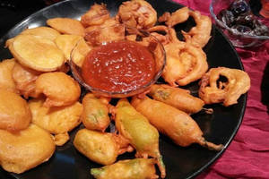 Assorted Pakoras