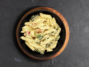 Durum Wheat Pasta In White Sauce With Exotic Vegetables
