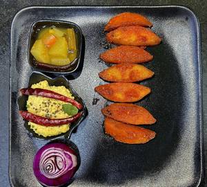 Schezwan Finger Fried Idly (8 Pcs)