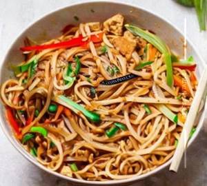 Pad thai noodles