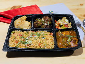 Veg Chinese Platter With Fried Rice