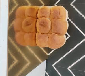 S Pav Bread (12 Pieces, 300 Gms)