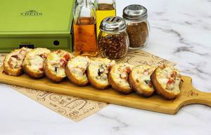 Smoked Chicken Bruschetta