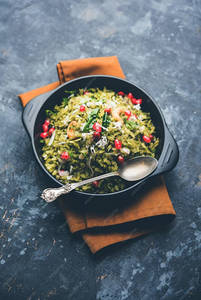 Palak Khichdi