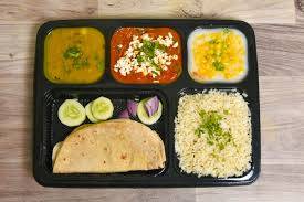 Dal Makhani+ Matar Mushroom+Rice+4 Chapati