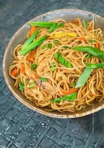 Chicken Hakka Noodles
