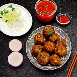 Veg balls in hot garlic sauce
