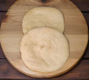 S Pizza Bread (2, Pcs, 200 gms)