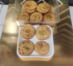 S Butter Pista Cookies (250 gms)