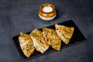Aloo Parotta With Curd