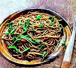 Schezwan noodles
