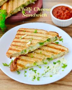 Cheese Chilli Grilled Sandwich