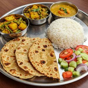 4 Roti + 1 Sabji + 1 Dal + Rice + Salad Combo 