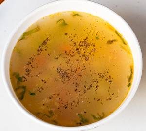 Vegetable clear soup