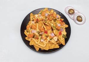 Loaded Chicken Tikka Nachos