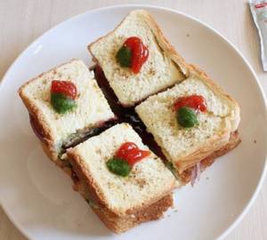 Veg Sandwich (Open Sandwich) 2 Layers