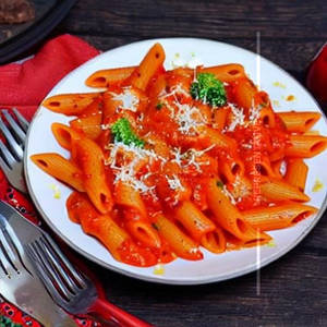 Red Sauce Penne Chicken Pasta