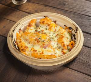 Baked Cheese White Sauce Pasta
