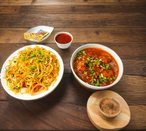 Prawns Bombay Special Noodles Gravy