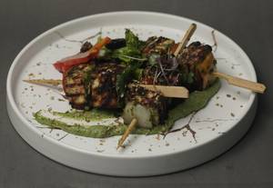 Crusted Coriander Cottage Cheese Skewers
