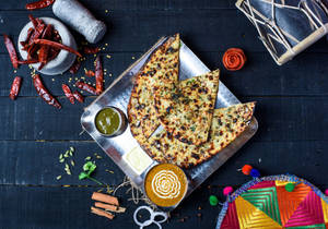 Baba'S Paneer Naan With Dal Makhani [Jain]