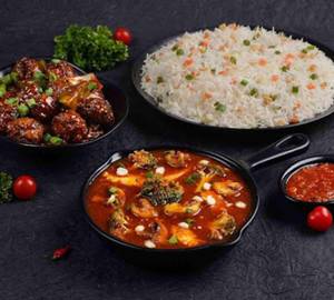 Veg Burnt Garlic Rice &Exotic veggies in kung Pao Sauce & Manchurian Dry