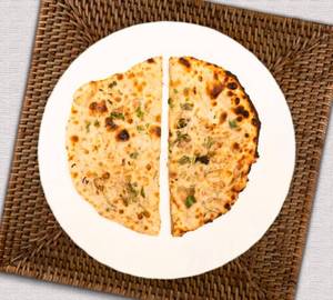 Pyaz kulcha