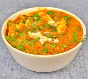 Matar paneer