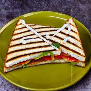 Veg Grill Sandwich (Regular)