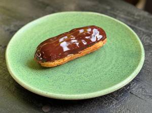 Classic Eclair