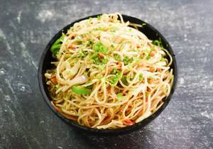 Hakka Noodles Veg