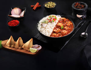 Classic Chicken Masala Rice Bowl + 3 Mini Samosas