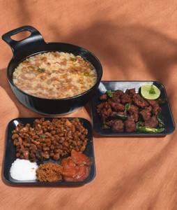 Payaru Kanji + Chicken Pottitherichathu