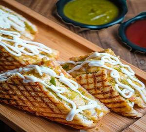 Cold Creamy Sandwich