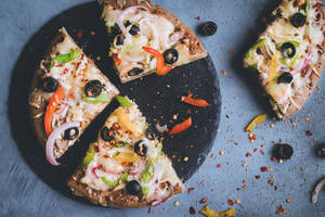 VEG PIZZA [6 INCH]