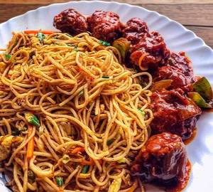 Veg manchurian and veg noodles combo