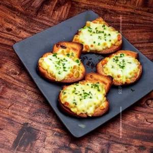 Cheese garlic bread