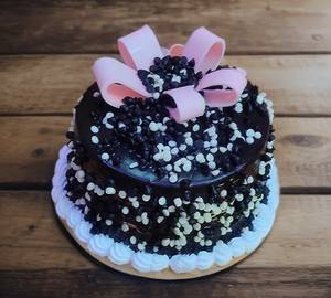Choco chips cake