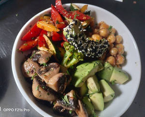 Avocado Protein Bowl With Grilled Chicken