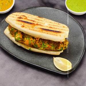 Aloo matar sandwich grilled