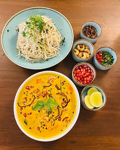 Chicken Burmese Khow Suey