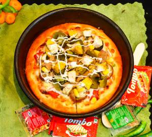 Chicken Overloaded Pizza