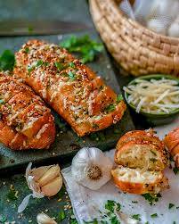 Veg stuffed garlic bread